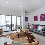 Pura Vida